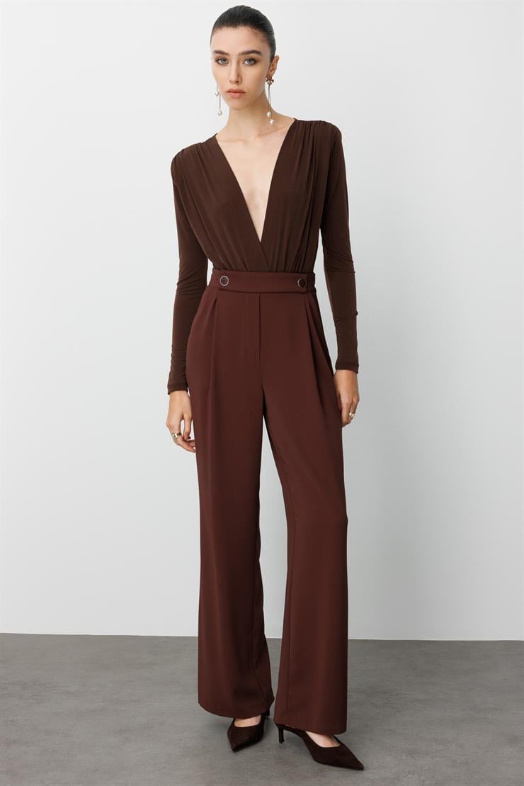 Modailgi  Yandan Cepli Pileli Kemeri Parçalamalı Ve Düğme Detaylı Plazzo Pantolon - 70030 Kahve