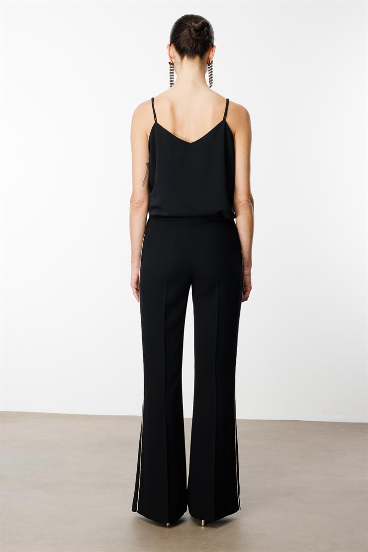 Modailgi  Yanı Şerit Taş Aksesuarlı Pantolon - 70026,70027 Siyah