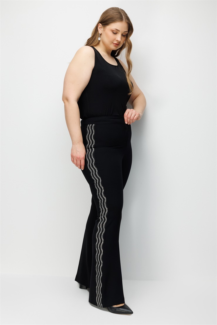 Modailgi  Yanları Şerit Taş Detaylı İspanyol Paça Pantolon - 50105 Siyah