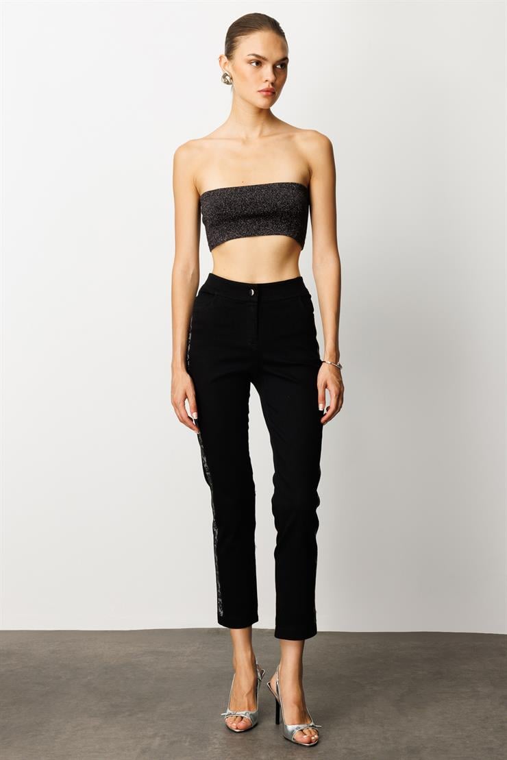 Modailgi  Yanları Taş İşleme Detaylı Bilek Boy Dar Kesim Pantolon Siyah