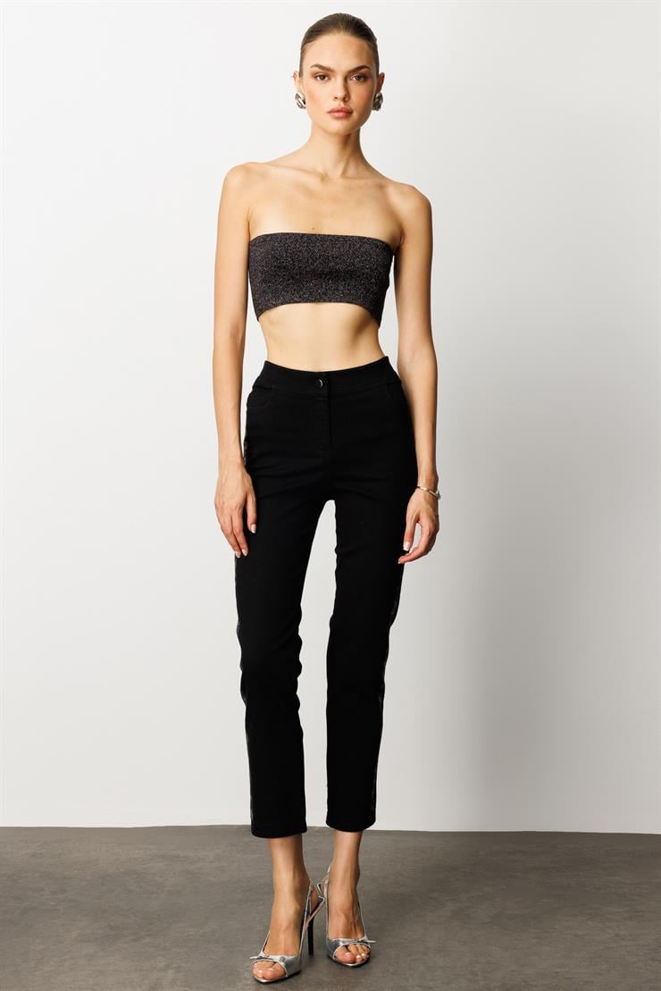 Modailgi  Yanları Taş İşleme Detaylı Bilek Boy Dar Kesim Pantolon Siyah