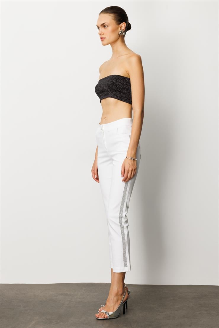 Modailgi  Yanları Taş İşleme Detaylı Bilek Boy Dar Kesim Pantolon Ekru