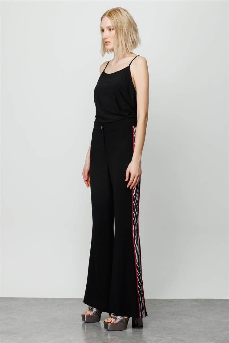 Modailgi  Yanları Zebra Desen İspanyol Paça Pantolon Siyah