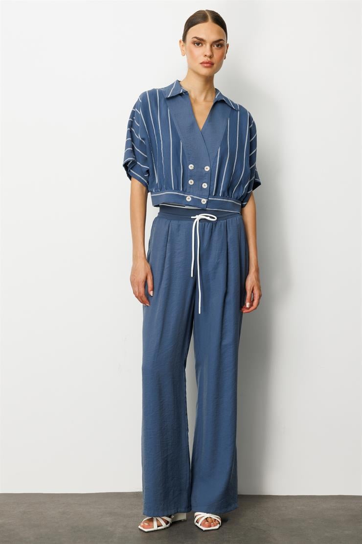 Modailgi  Yarasa Kol Önü Bantlı Bedeni Büzgülü Kısa Gömlek Bluz İndigo