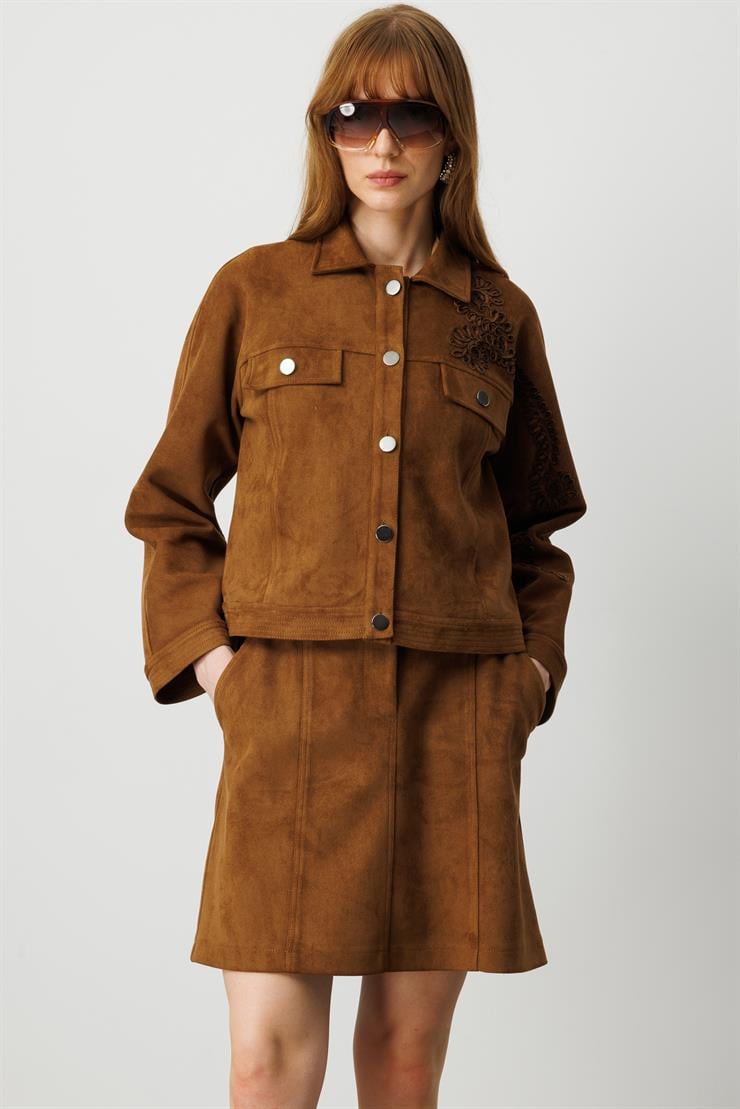 Modailgi  Yarasa Kol Robalı Torba Cep Detaylı Lase Nakış Kısa Mont Ceket Taba