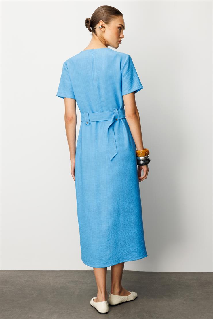 Modailgi  Yarım Kol V Yaka Kuşak Kemer Bağlamalı Yandan Cepli Midi Boy Elbise Mavi