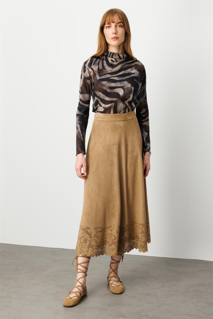 Modailgi  Yüksel Bel Etek Ucu Lazer Kesim Detaylı Midi Boy Süet Etek Vizon