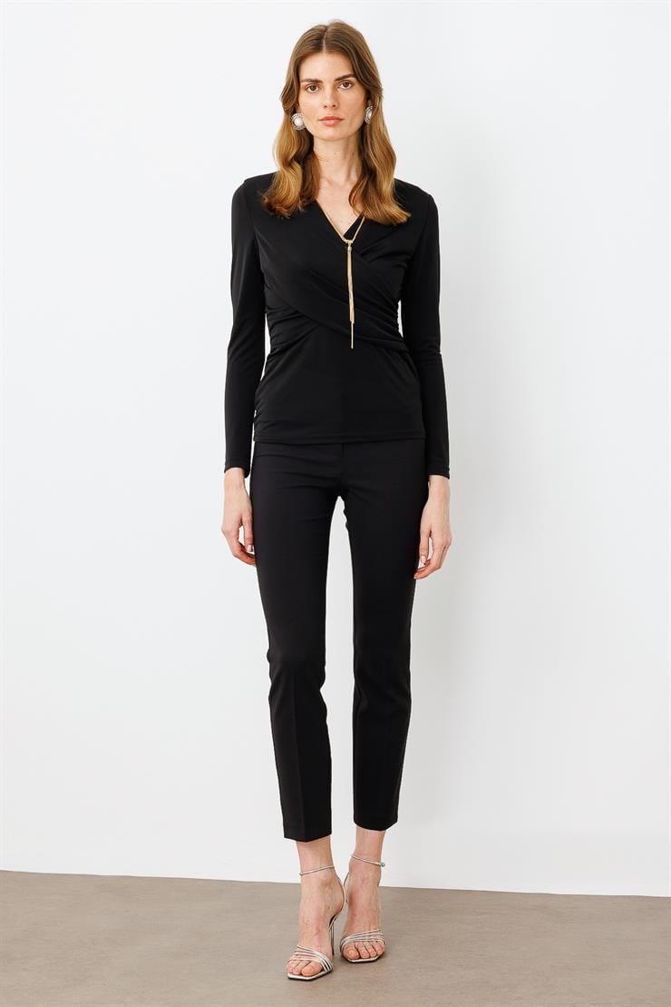 Modailgi  Zincir Aksesuarlı Uzun Kollu Kruvaze Bluz Siyah