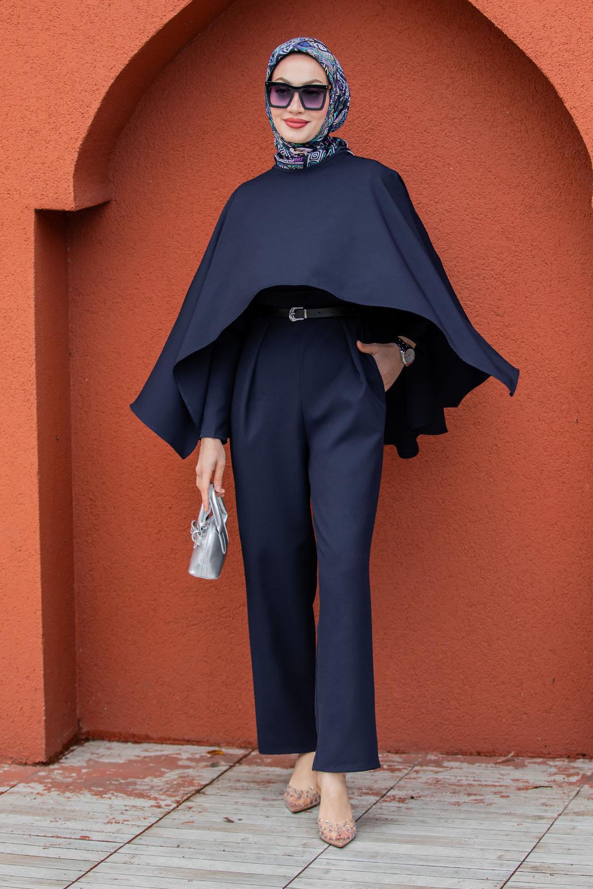 Klasik Kesim Pelerin Detaylı Tulum-Laci