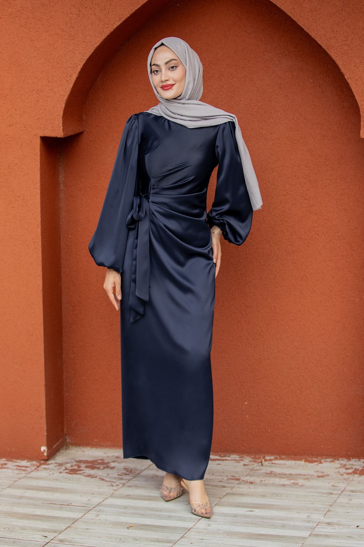 Kitty Drape Pileli Saten Abiye Elbise-Laci