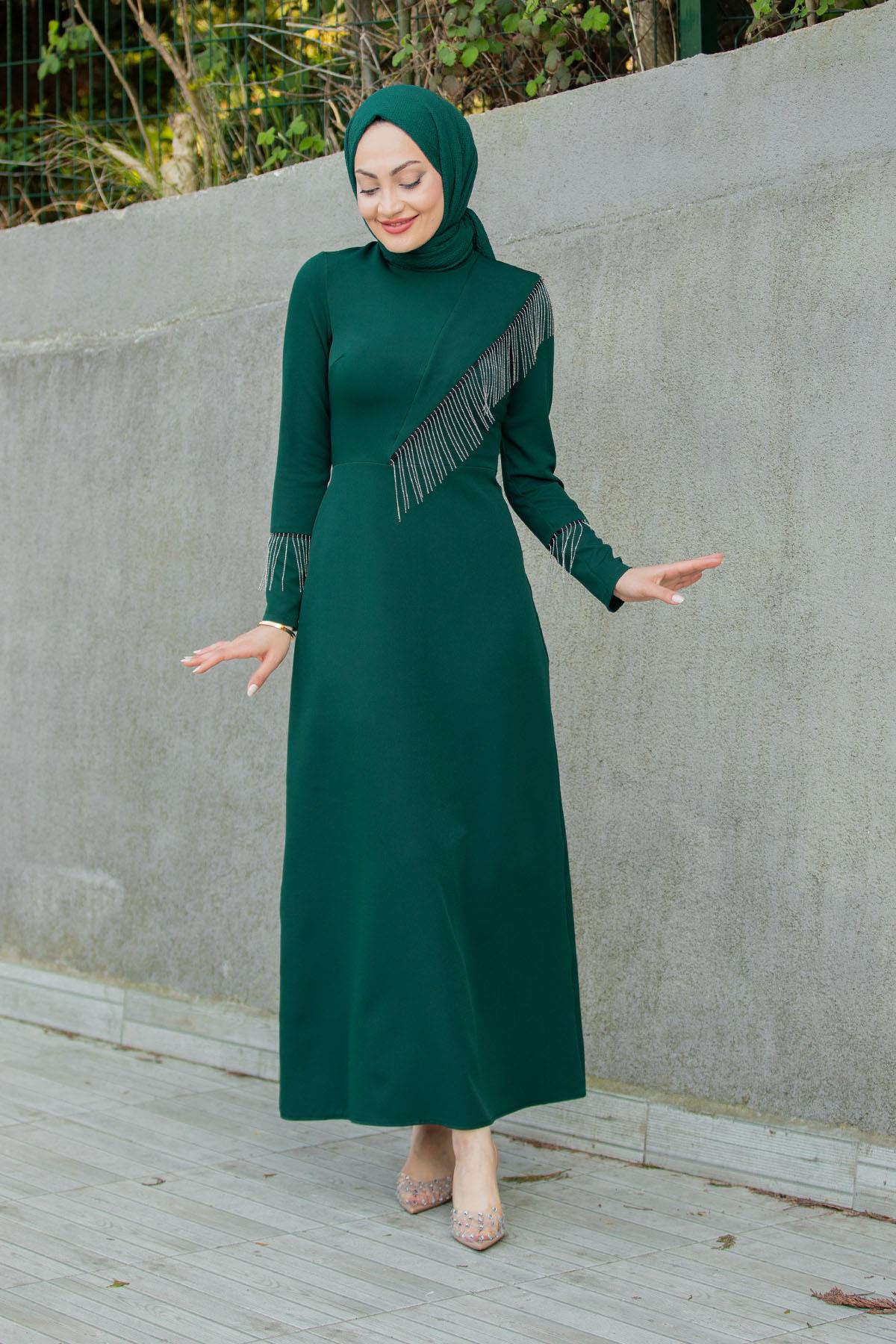 Lienna Zincir aksesuarlı özel gün elbise-Zümrüt