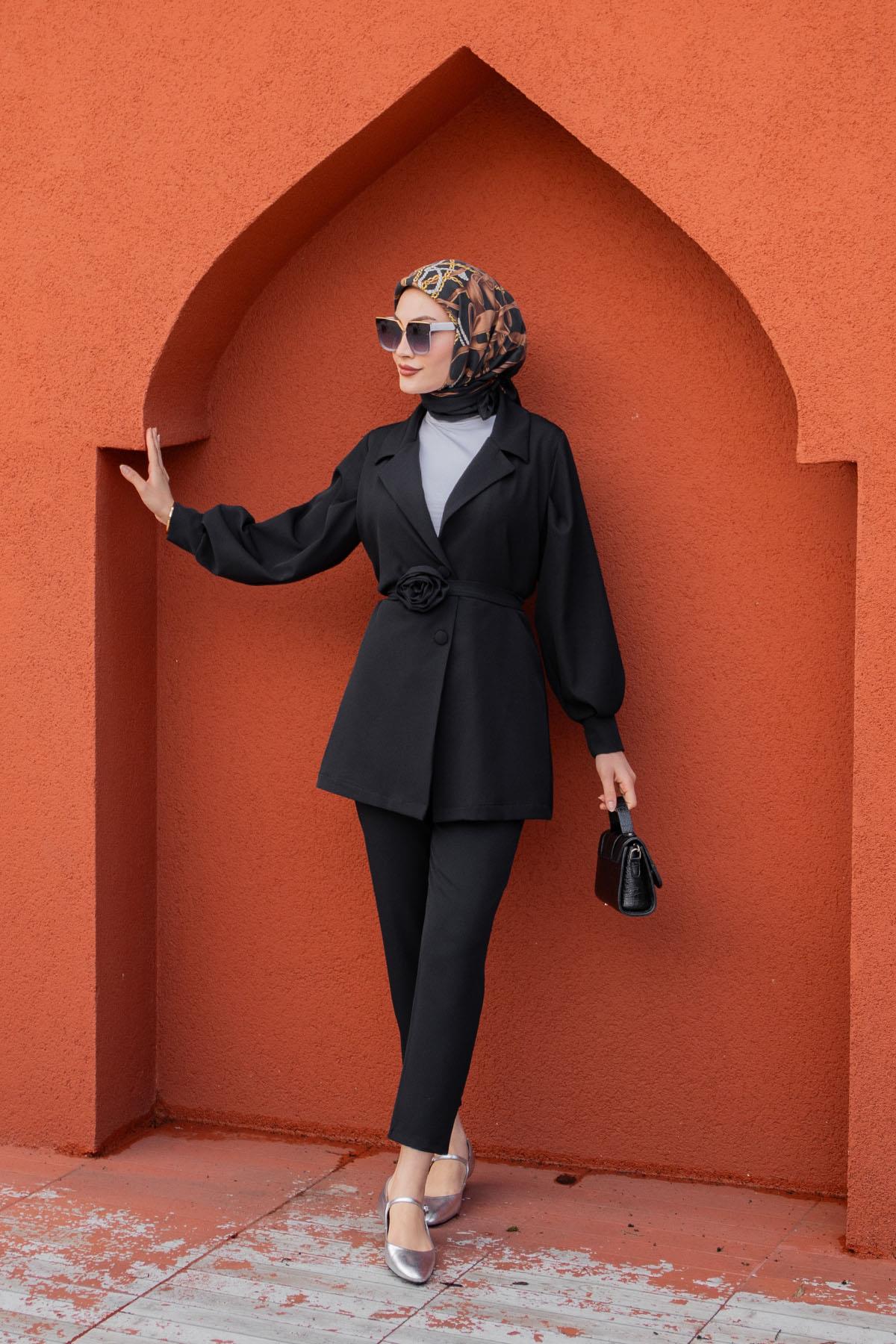 Need Gül Kuşaklı Ceket Pantolon Takım-Siyah