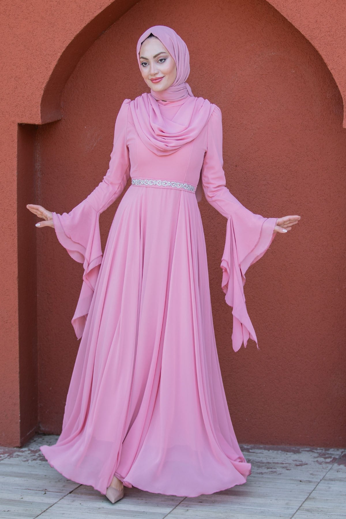Nora Volan Detaylı Şifon Abiye-Pembe
