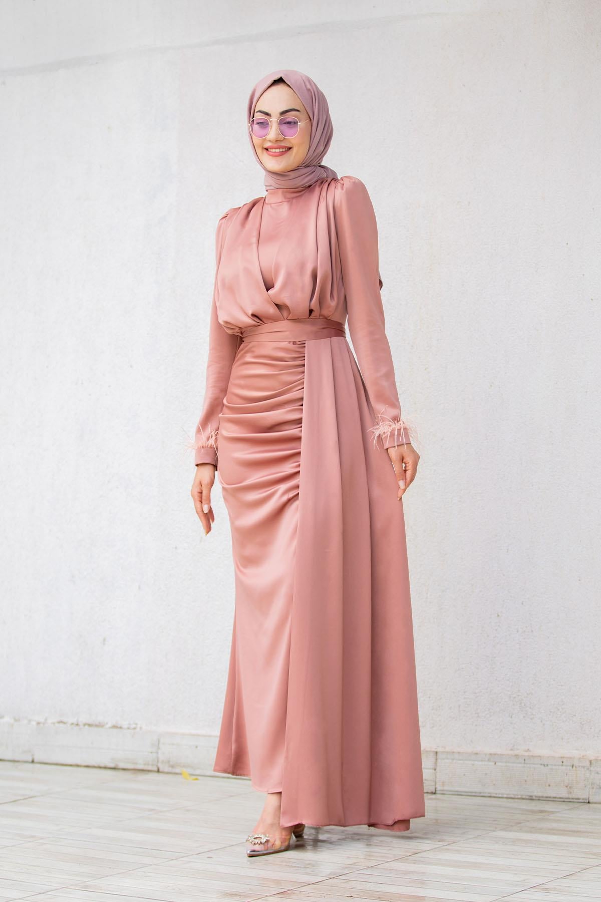 Peri Saten Yan Kuyruklu Tesettür Abiye-Pembe