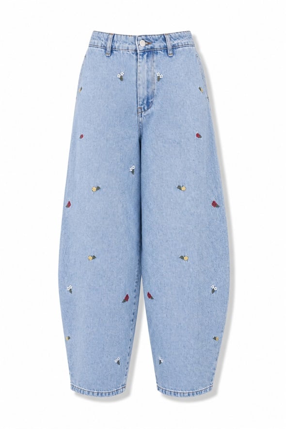 Açık Mavi Çiçek Nakış İşlemeli Baggy Jean 