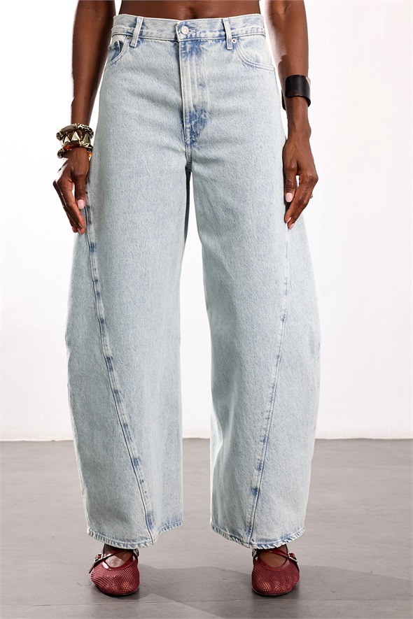 Açık Mavi Twist Relaxed Fit Jean 