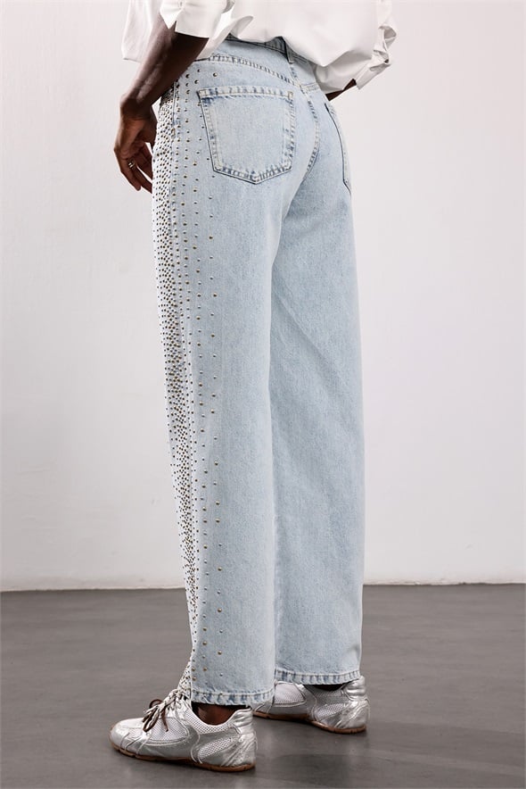 Açık Mavi Zımbalı Straight Fit Jean 8432
