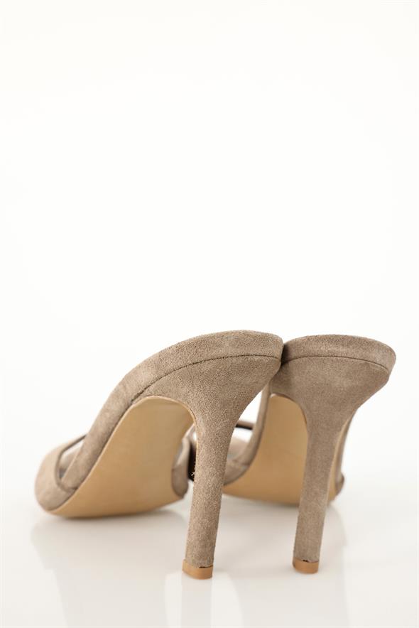 Açık Vizon Sivri Burun Topuklu Terlik 25157