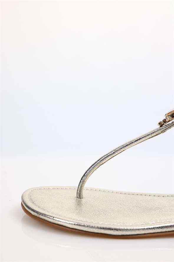Altın Tek Taş Sandalet 26057