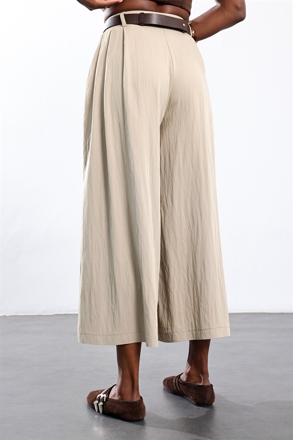 Bej Kemerli Pileli Pantolon 51419