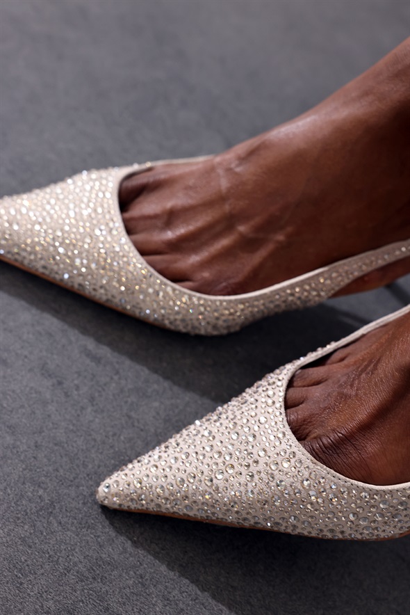 Bej Taşlı Sivri Burun Slingback 26014