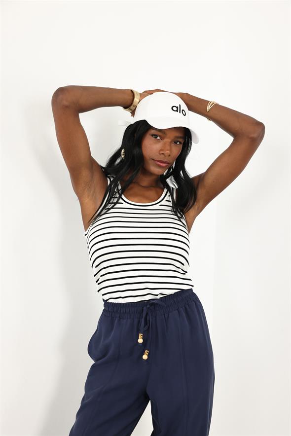 Beyaz Çizgili U Yaka Atlet 16822