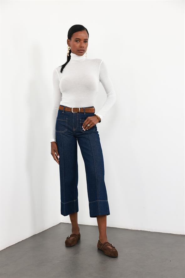 Beyaz Dik Yaka Transparan Bluz 