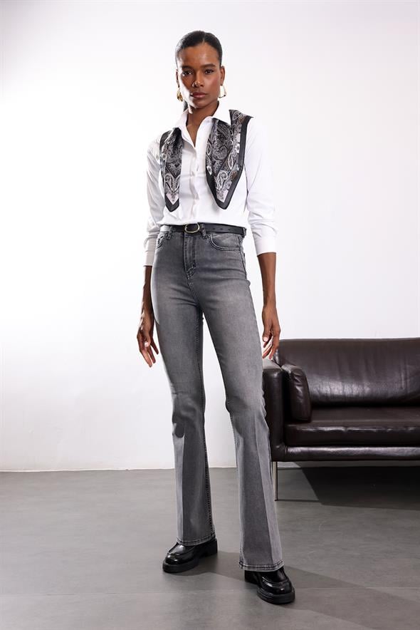 Beyaz Patlı Poplin Gömlek 3903