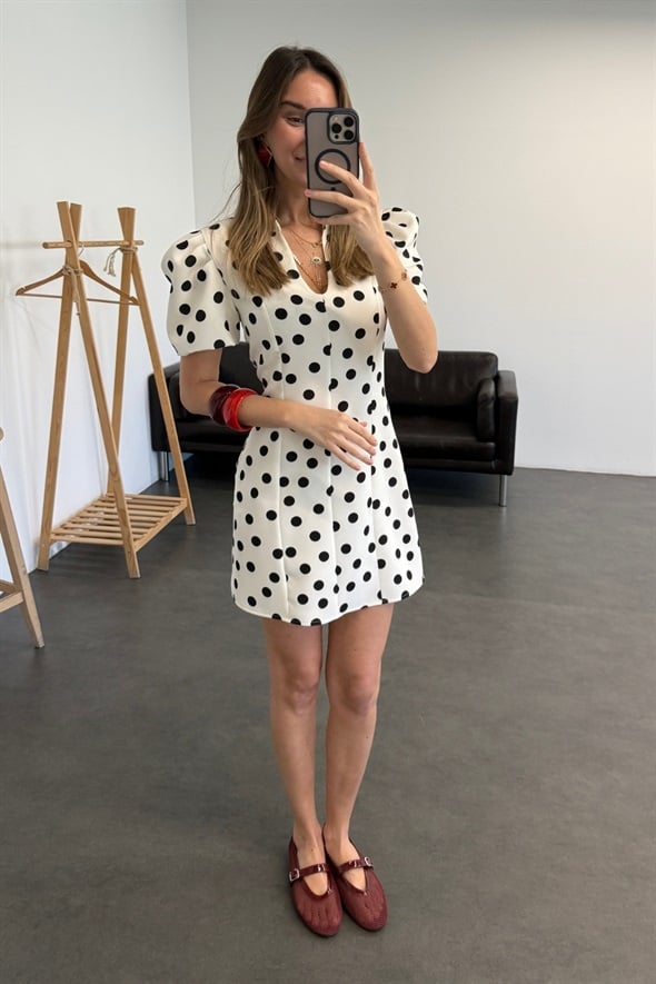 Beyaz Puantiyeli Mini Elbise 5337