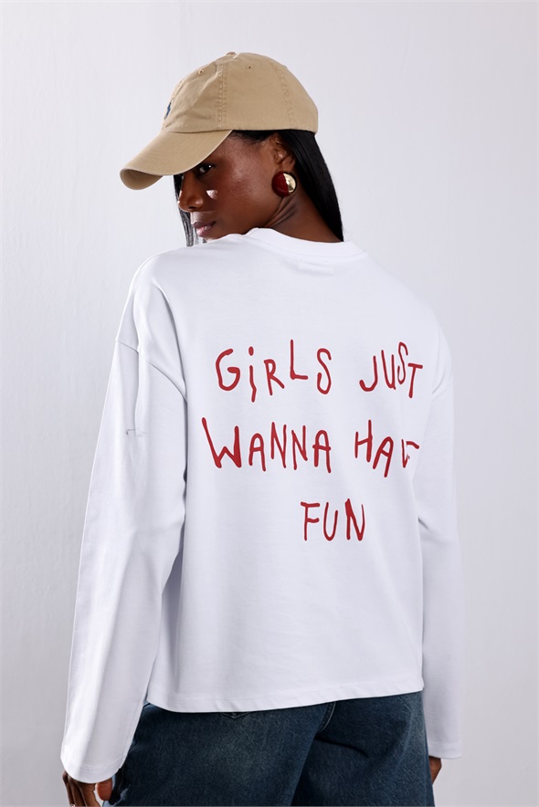 Beyaz Yazı Baskılı Sweatshirt 4853