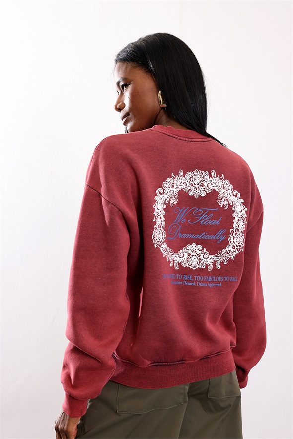 Bordo Arkası Baskılı Bisiklet Yaka Sweatshirt 954
