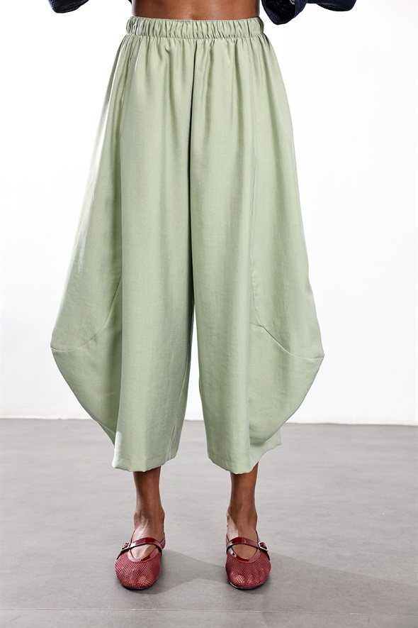 Çağla Yeşili Barrel Kesim Pantolon 0196
