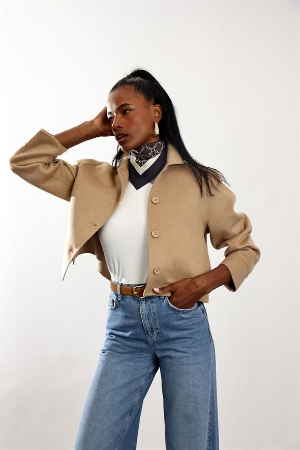 Camel Gömlek Yaka Kısa Yün Ceket 