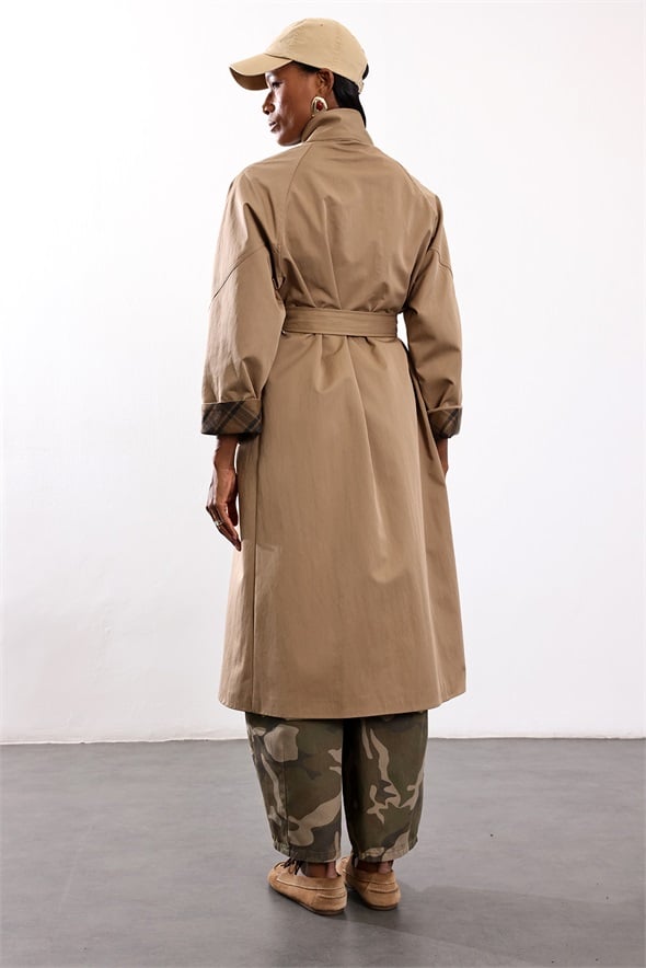 Camel Kuşaklı Ekose Detaylı Trençkot 9839