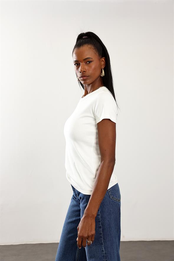 Ekru Fit Basic Tişört 
