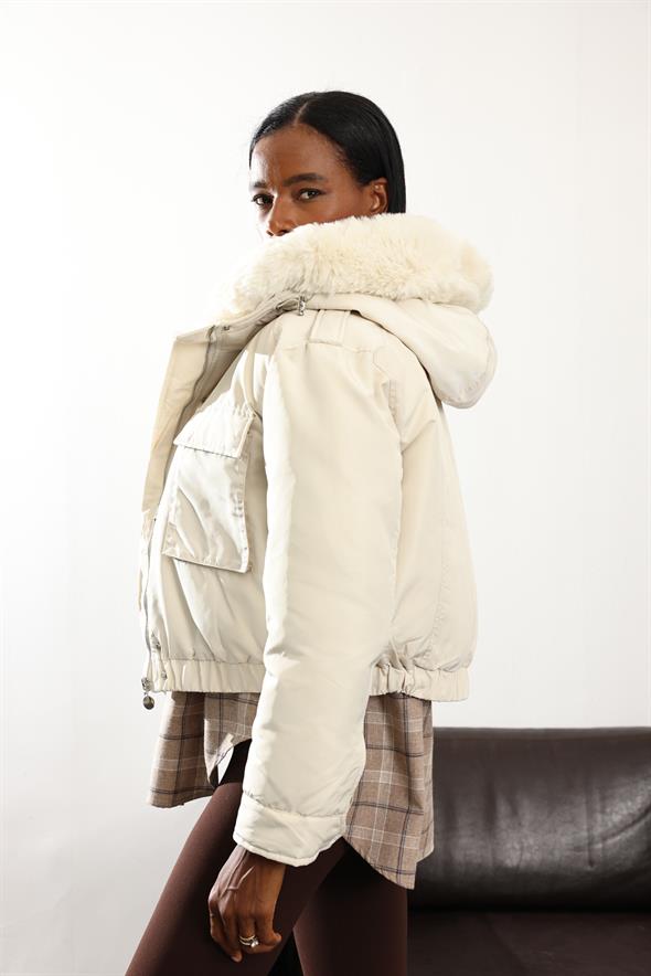 Ekru Kapüşonu Kürklü Mont D99613