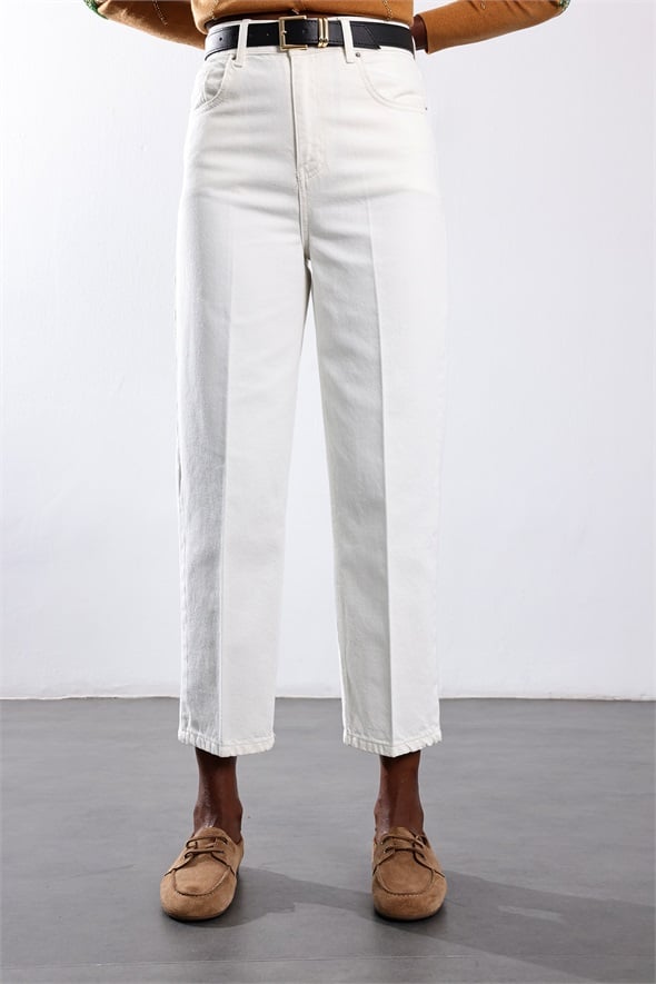 Ekru Kemerli Baggy Jean 3010
