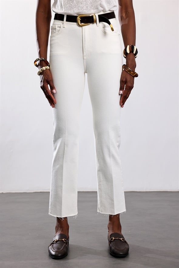 Ekru Push Up Boyfit Jean 2006
