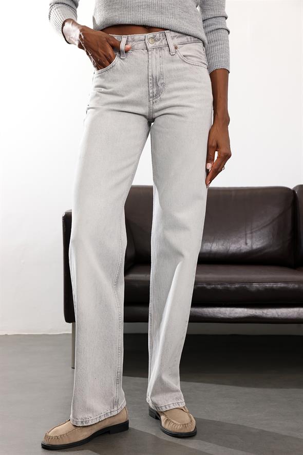 Gri Düz Kesim Jean 