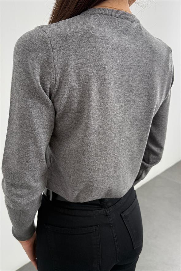 Gri Kemik Düğmeli Lyocell İplik Hırka 