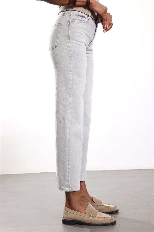 Gri Straight Jean 
