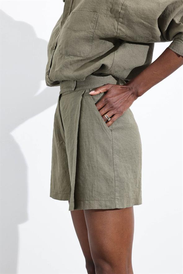 Haki %100 Keten Klasik Şort 