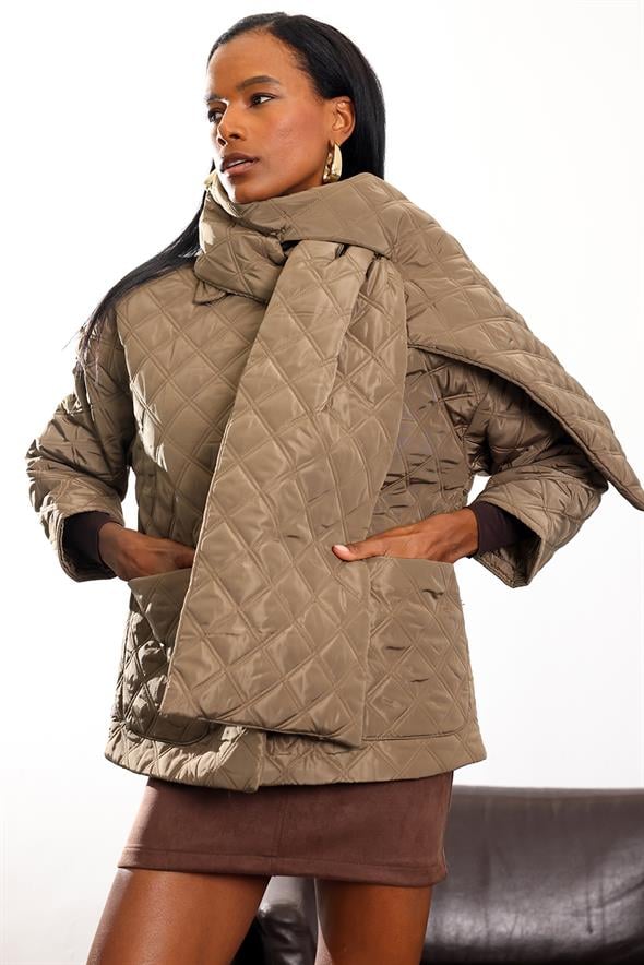 Kahverengi Atkı Detaylı Kapitone Mont 0762