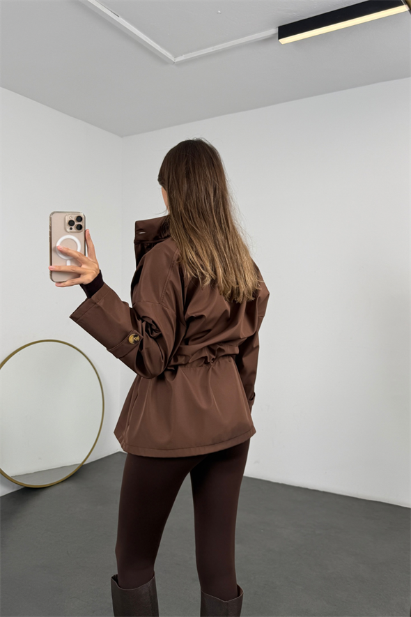 Kahverengi Beli Büzdürmeli Yağmurluk 