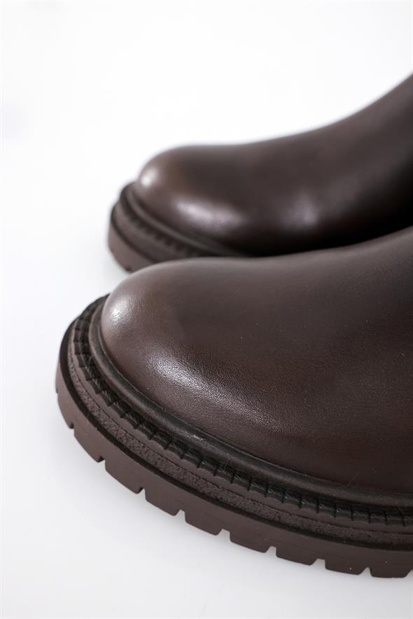 Kahverengi Chelsea Postal 23561