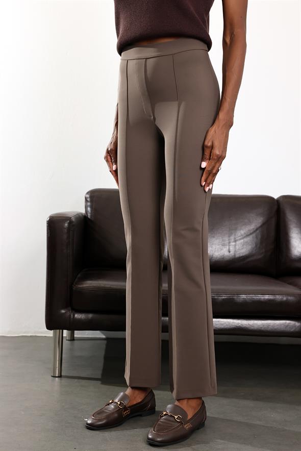 Kahverengi Çimalı Kumaş Pantolon 