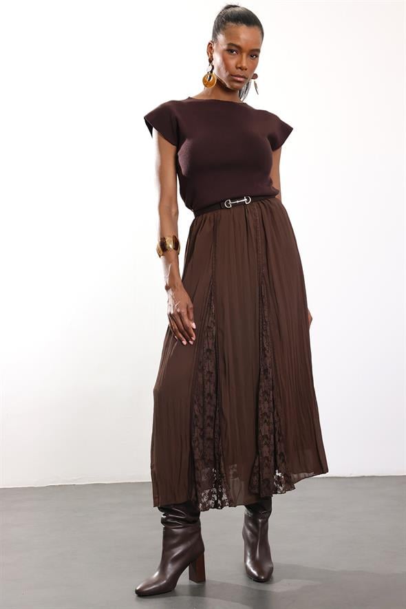 Kahverengi Dantel Detaylı Piliseli Etek 3371