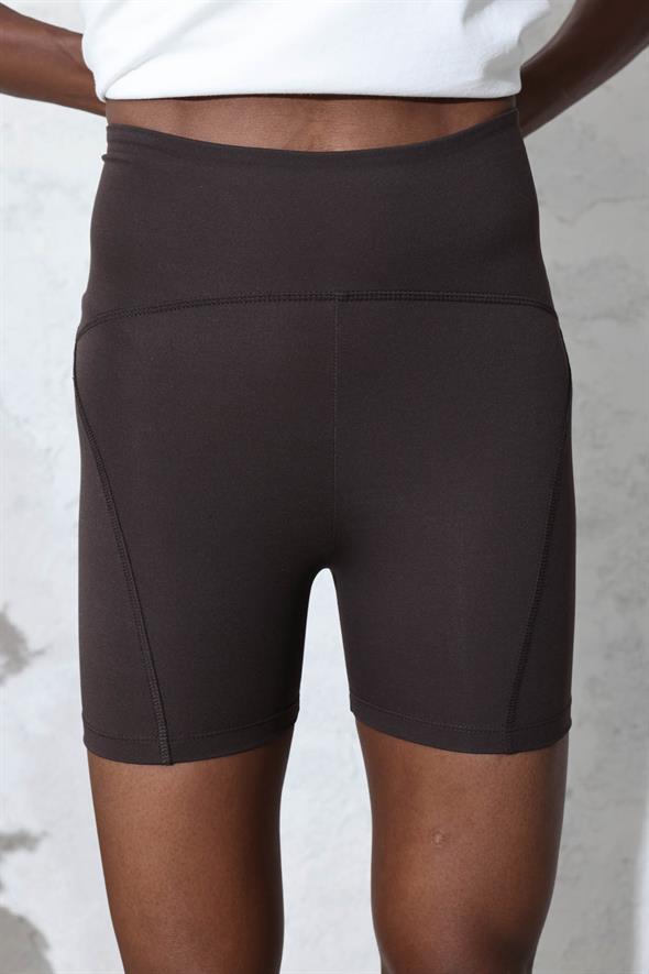 Kahverengi Kısa Biker Tayt 