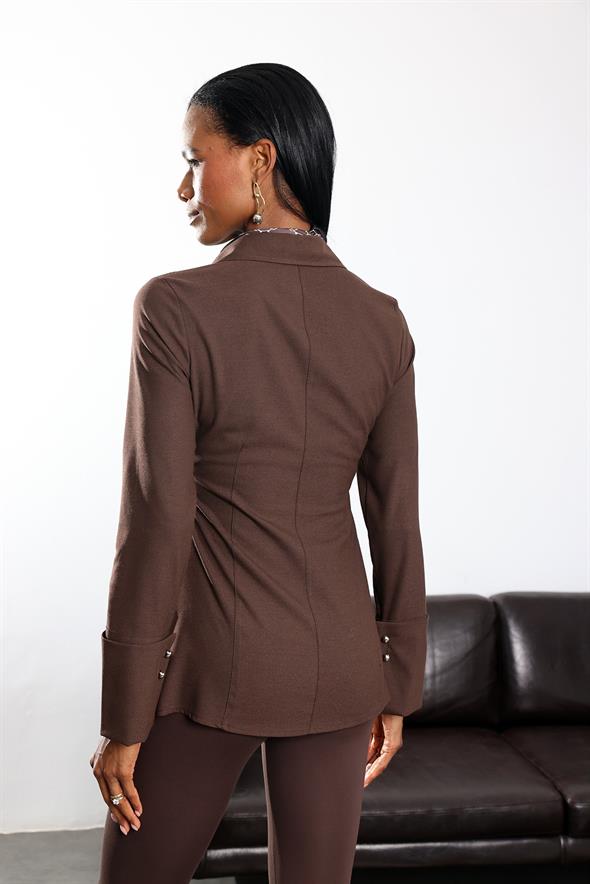 Kahverengi Metal Düğmeli Slim Fit Gömlek 1289