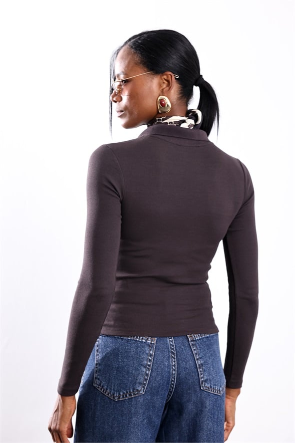 Kahverengi Polo Yaka Fitilli Uzun Kol Tişört 17022